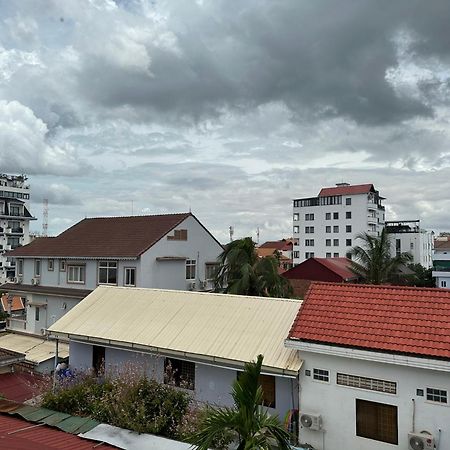 Pteas Kumae Hotel Siem Reap Buitenkant foto