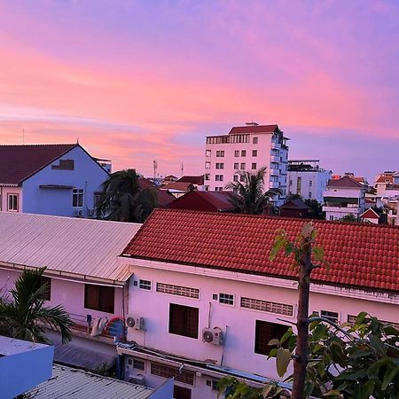 Pteas Kumae Hotel Siem Reap Buitenkant foto